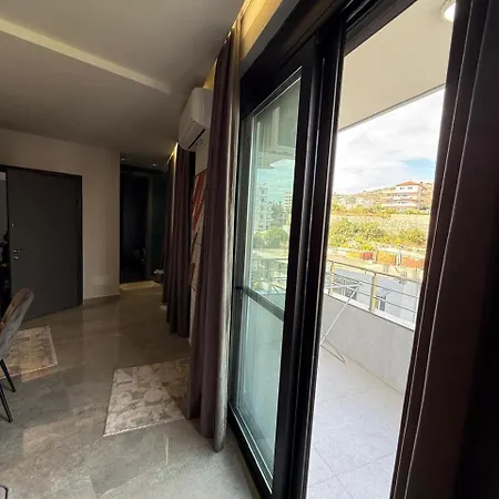 Retlav Luxury Sarandë